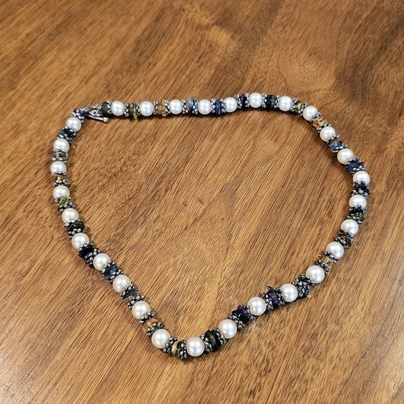 Beaded mixed faux pearl multicolored necklace and fish hook earrings set - Picture 3 of 7